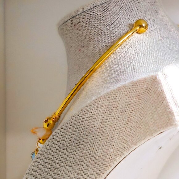 SOLD!!!   Elegant Bronze Choker with Vibrant Natural Stone - Picture 2 of 5